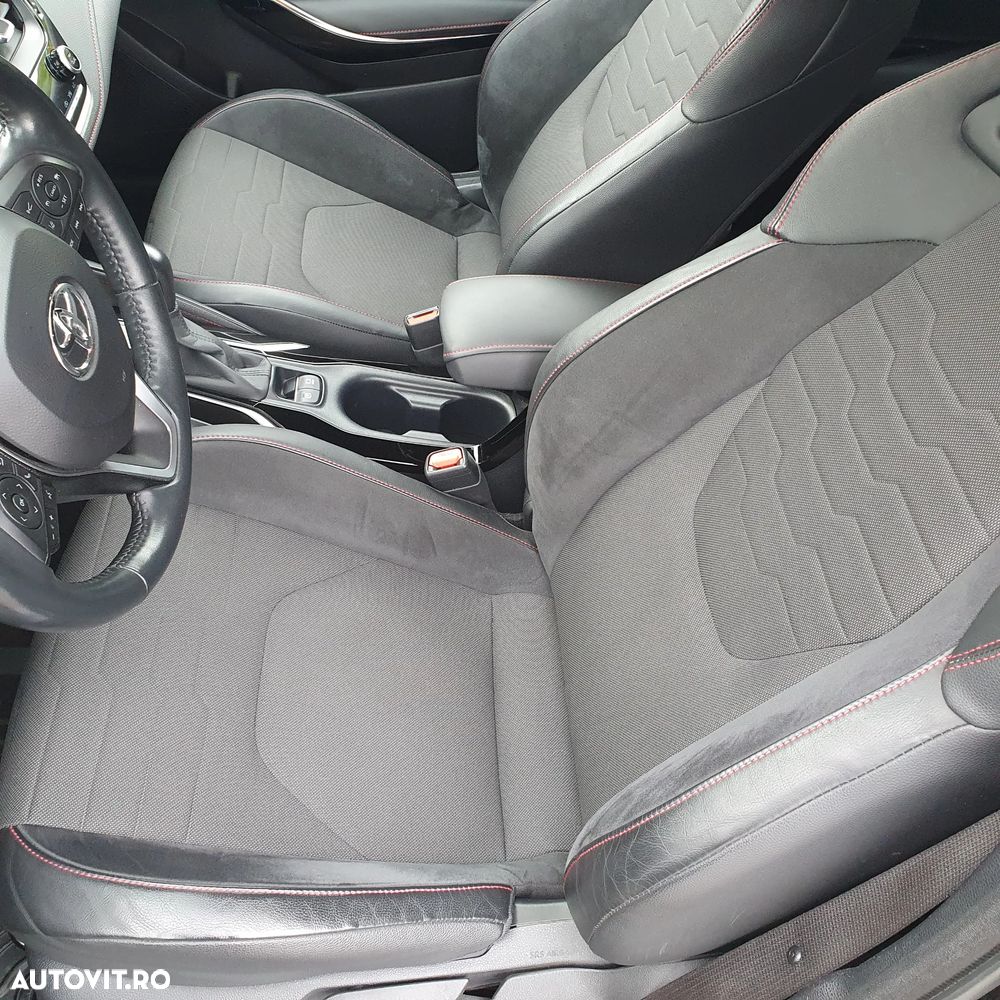 Toyota Corolla 1.8 HSD Exclusive interior Negru - 2