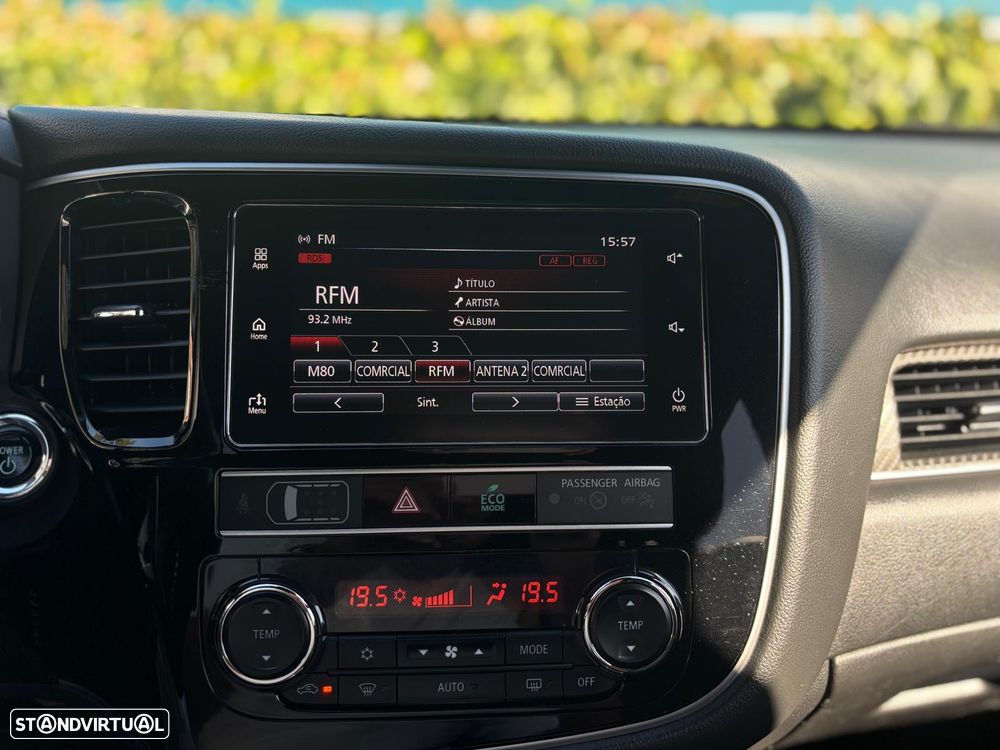 Mitsubishi Outlander 2.0 Intense Navi - 11
