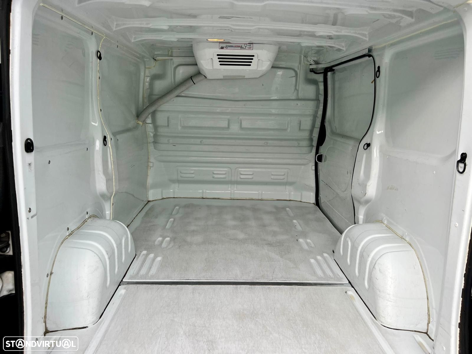 Renault Trafic 2.0 Blue dCi L1H1 IP - 12