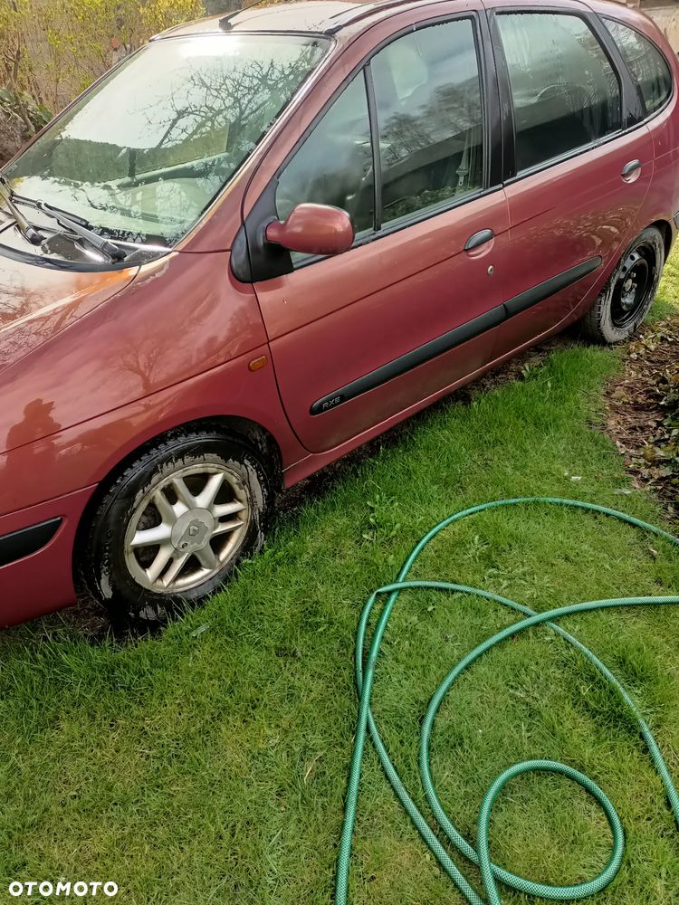 Renault Scenic 1.9 dCi Authentique - 1