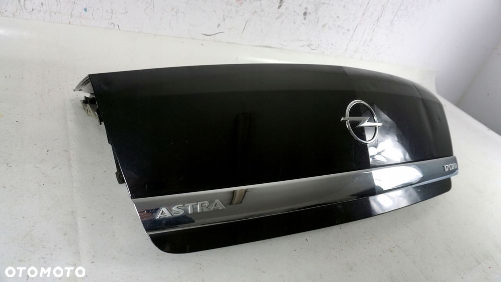 KLAPA TYŁ TYLNA TYLNIA OPEL ASTRA 3 SEDAN III H LIFT 4D Z20R 07-14 FL 2007- - 3