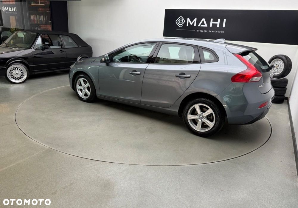 Volvo V40 D2 Kinetic - 8