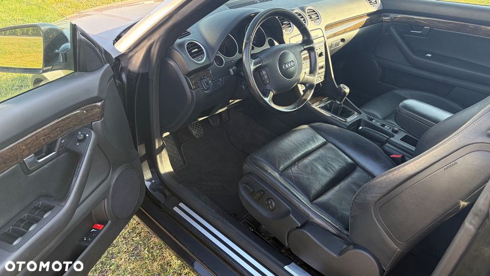 Audi A4 Cabrio - 8