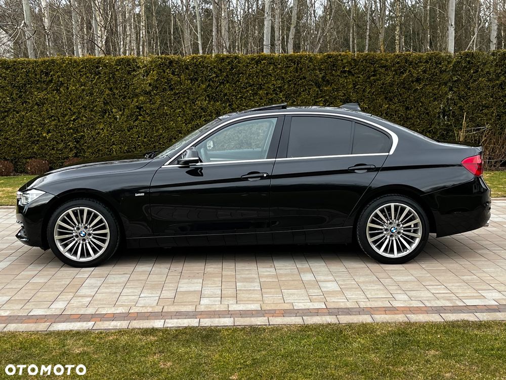 BMW Seria 3 320d xDrive Luxury Line sport - 8