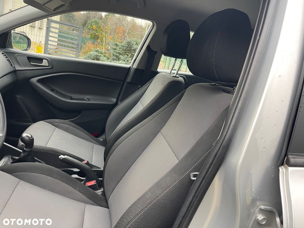 Hyundai i20 1.2 Classic Plus - 11