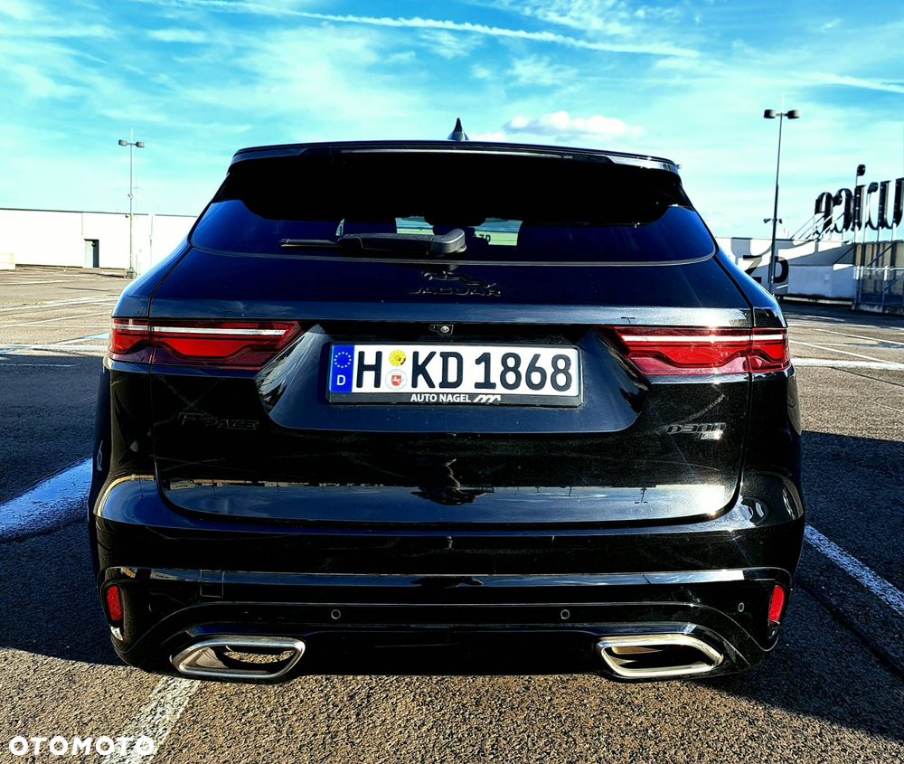 Jaguar F-Pace 3.0 TDV6 AWD 300 Sport - 4