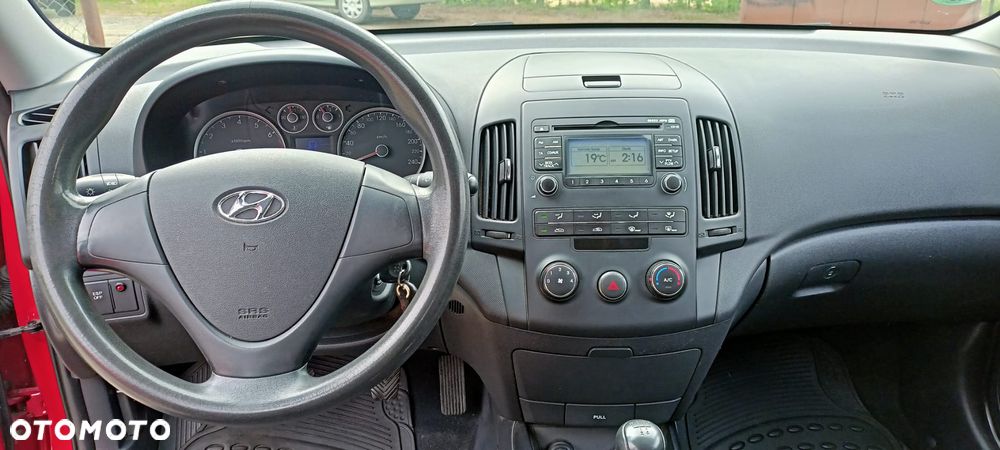 Hyundai i30 1.4 Comfort - 19
