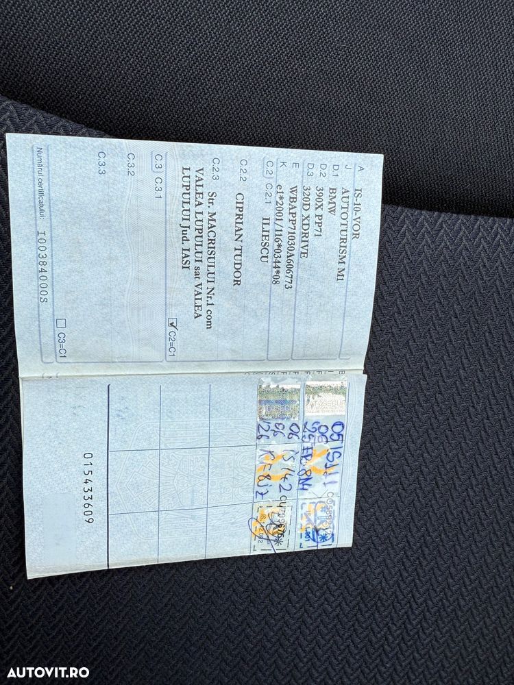 BMW Seria 3 320d xDrive - 11