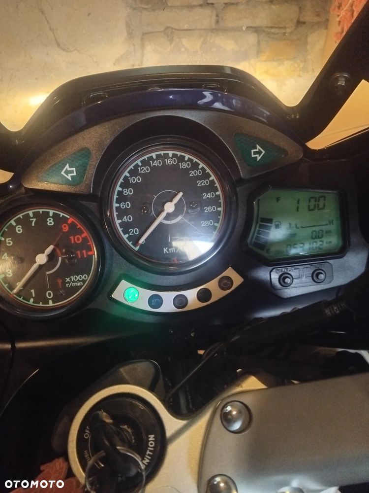 Yamaha FJR - 2