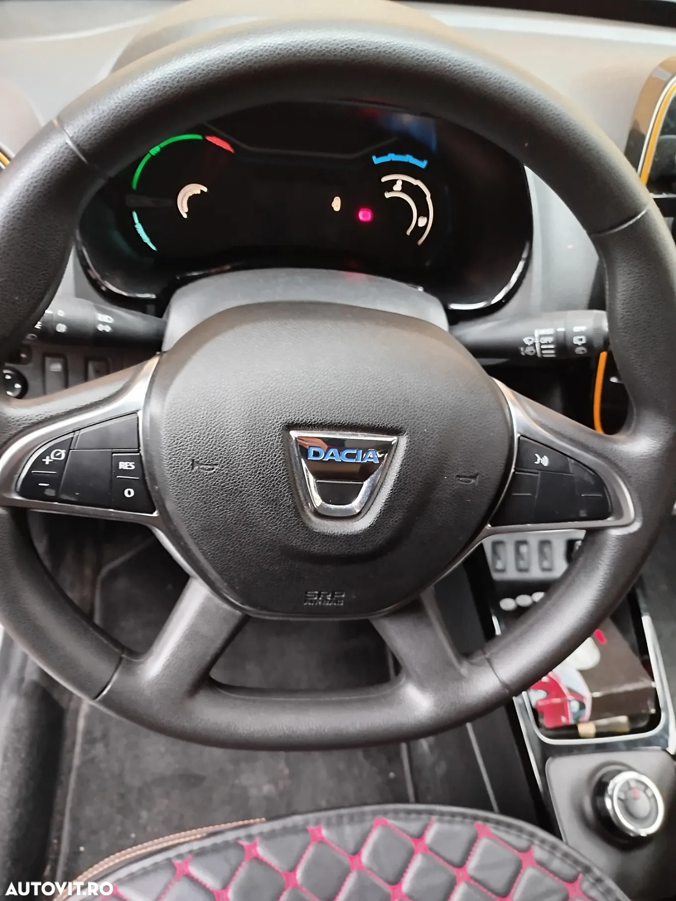 Dacia Spring Cargo Electric 45 (33kW) - 8