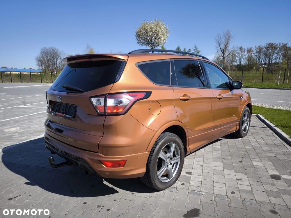Ford Kuga 2.0 TDCi AWD ST-Line - 28