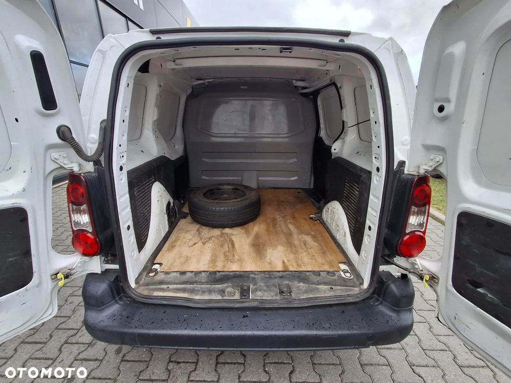 Peugeot Partner - 11