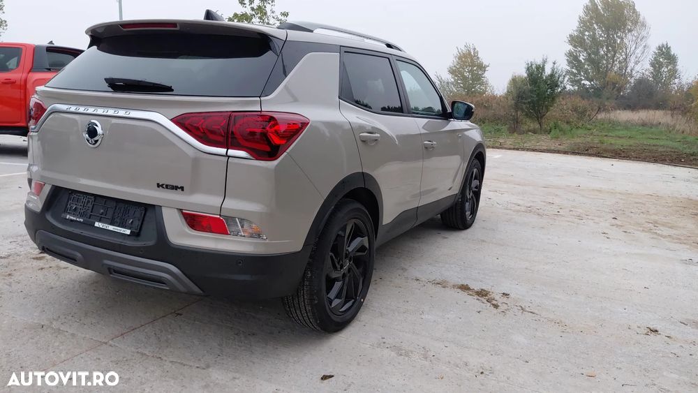 KG Mobility Korrando - 21