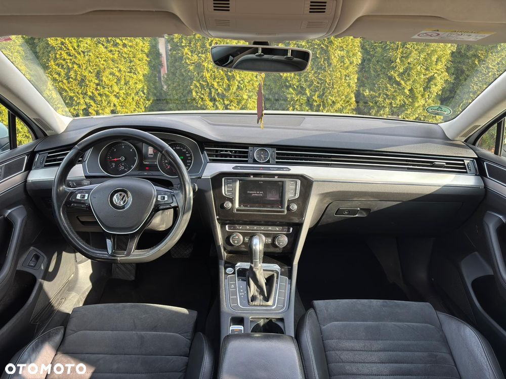 Volkswagen Passat 2.0 TDI SCR DSG Elegance - 12
