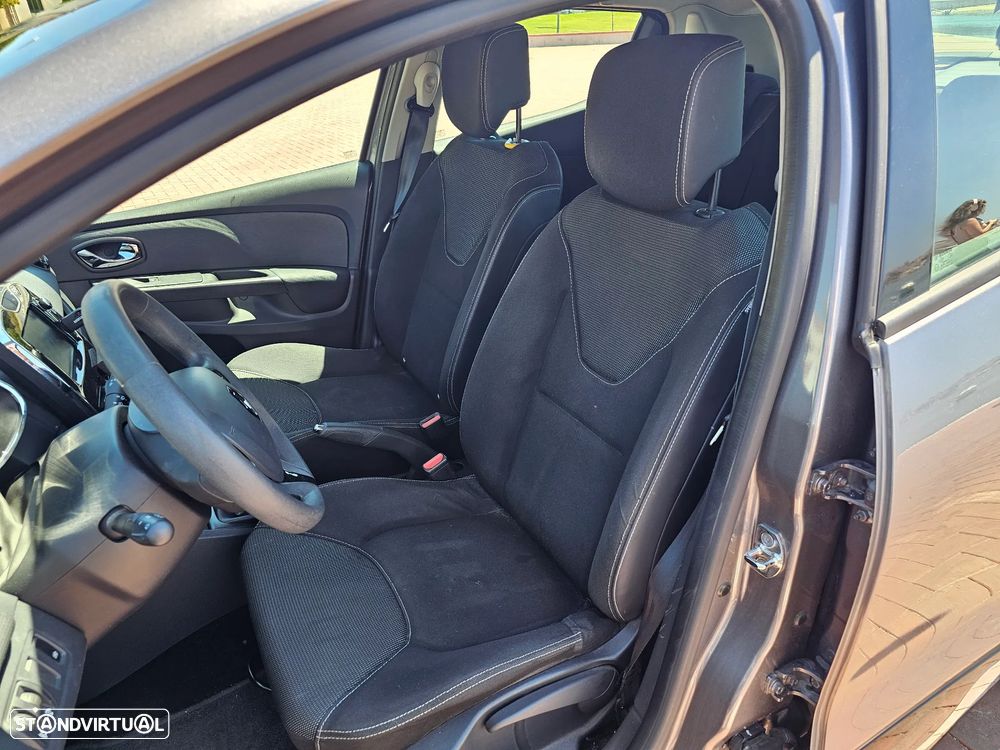 Renault Clio 1.5 dCi Dynamique S - 5