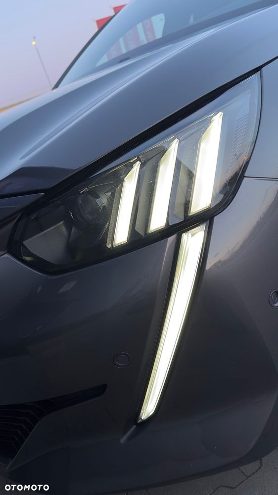 Peugeot 208 1.2 PureTech GT S&S EAT8 - 31