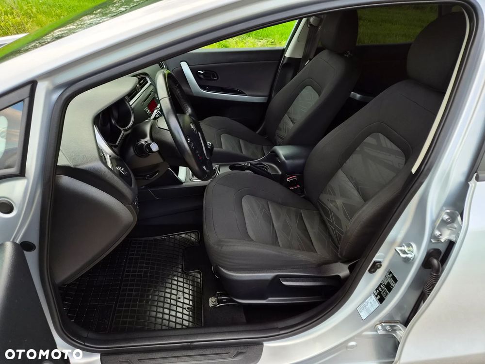 Kia Ceed 1.6 CRDi L - 10