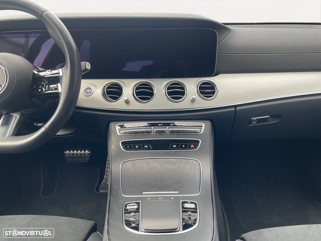 Mercedes-Benz E 220 d AMG Line - 11