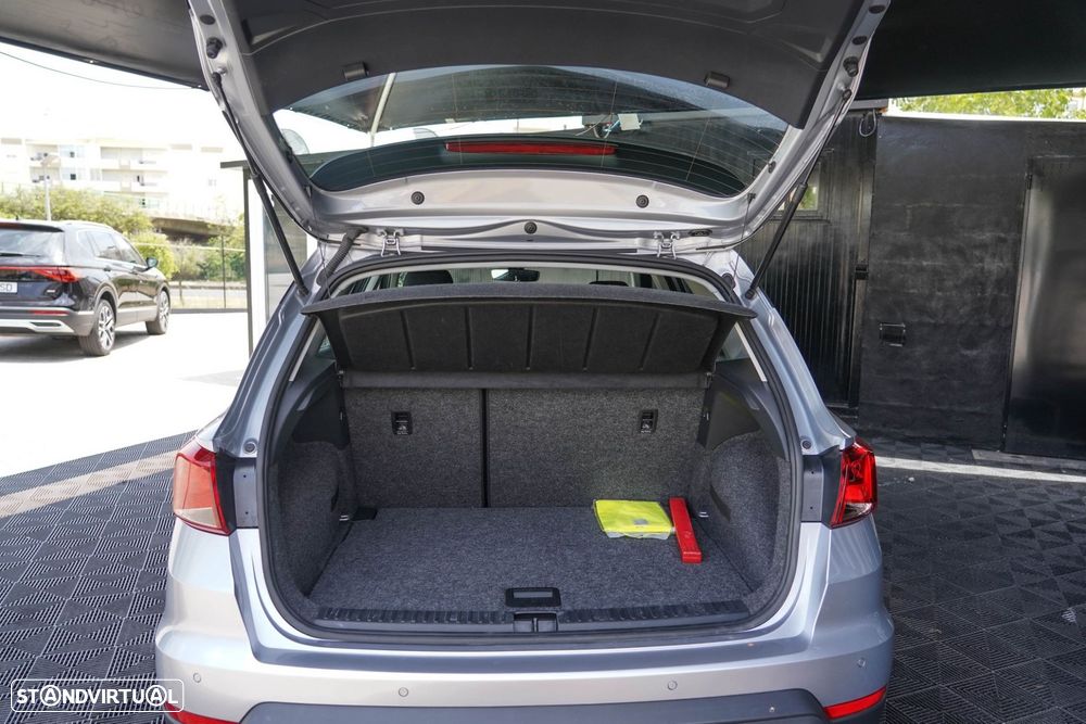 SEAT Arona 1.0 TSI Style DSG - 32