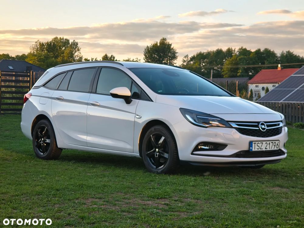 Opel Astra 1.6 CDTI Enjoy - 8