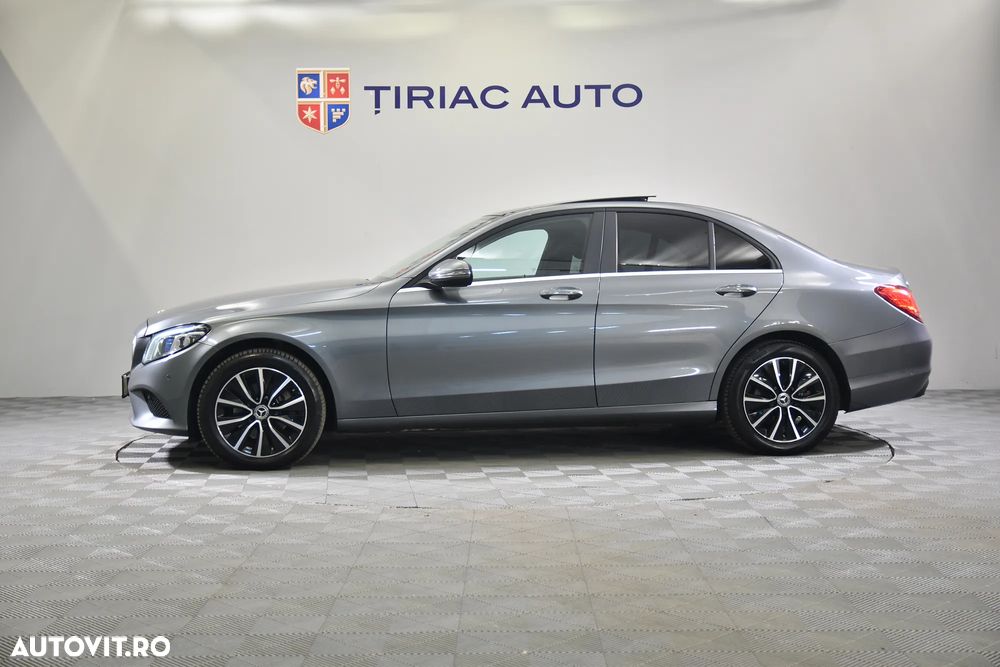 Mercedes-Benz C 220 d 4MATIC Aut - 2