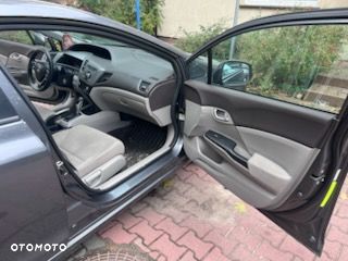Honda Civic 1.8 Executive - 15