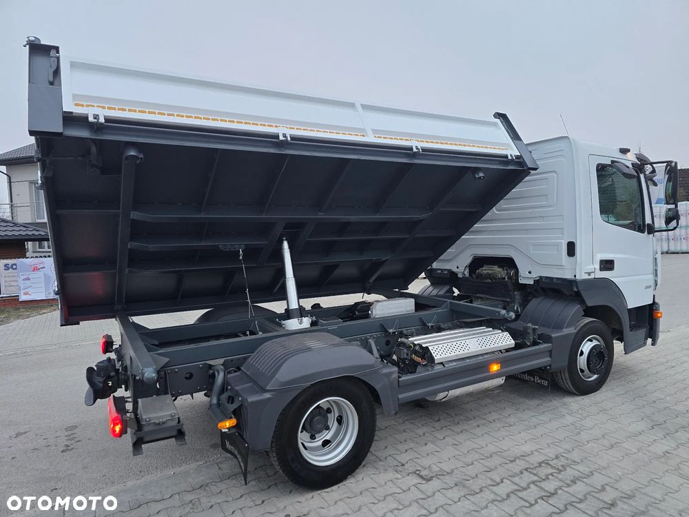 Mercedes-Benz Atego/Wywrotka/Manual/Blokada mostu - 35