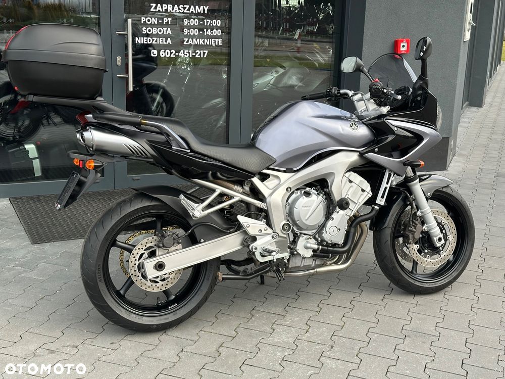 Yamaha FZ6 - 4