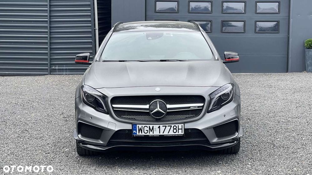 Mercedes-Benz GLA - 2