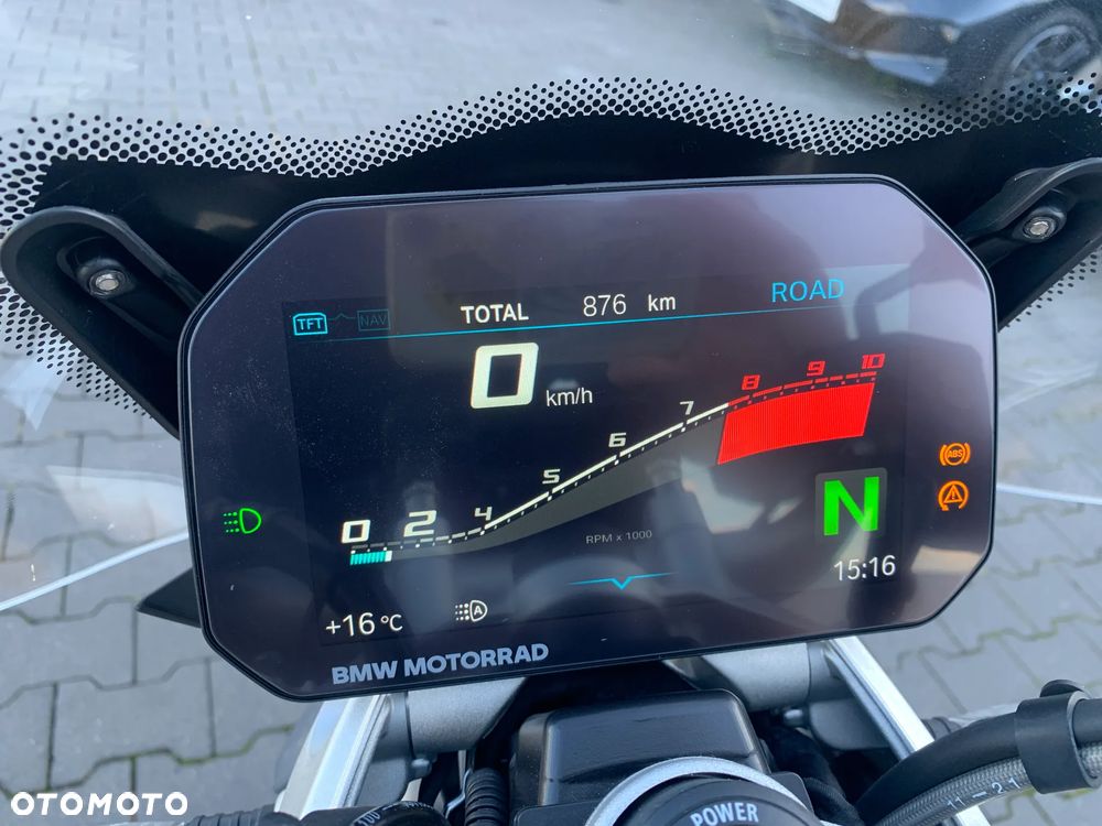 BMW R - 19