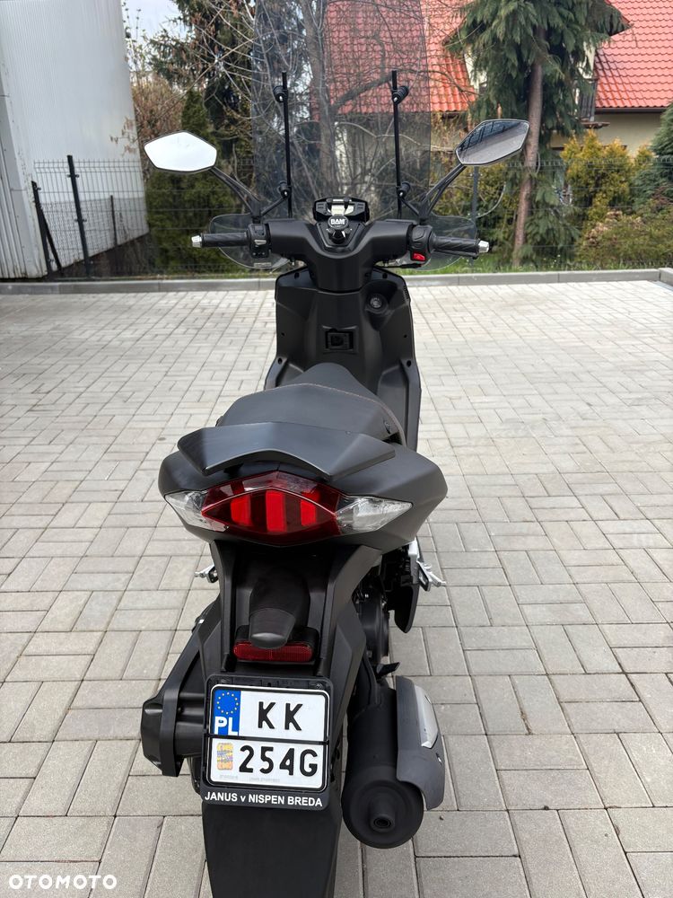 Peugeot Speedfight - 8