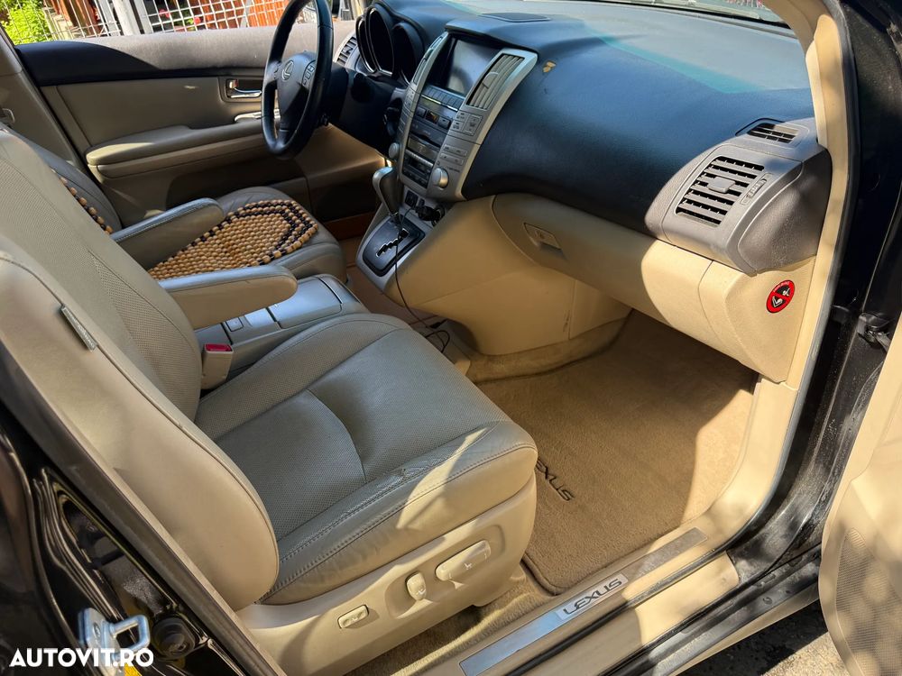 Lexus Seria RX - 9