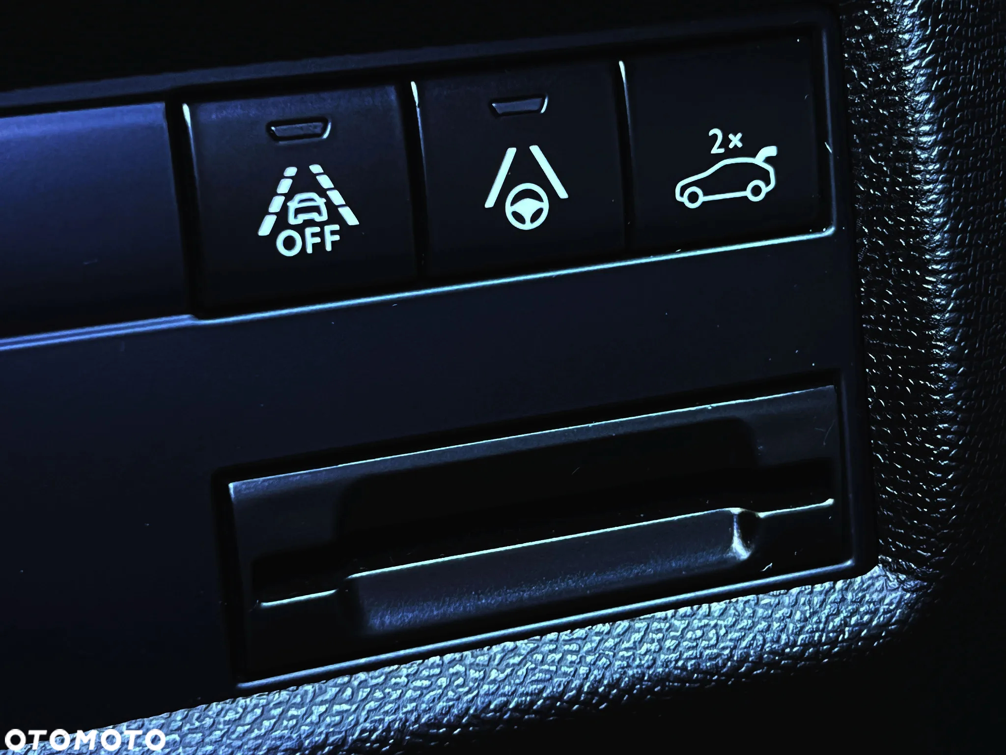Citroën C5 Aircross 1.6 PureTech Shine EAT8 - 38
