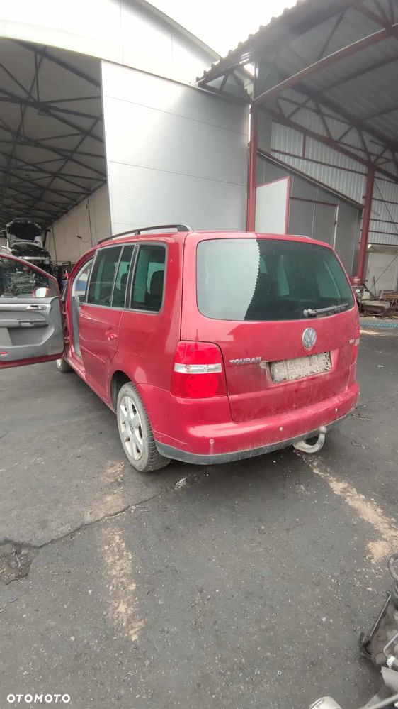 VOLKSWAGEN TOURAN 2005 1.9 TDI Moc silnika : 105 KM BKC - 2