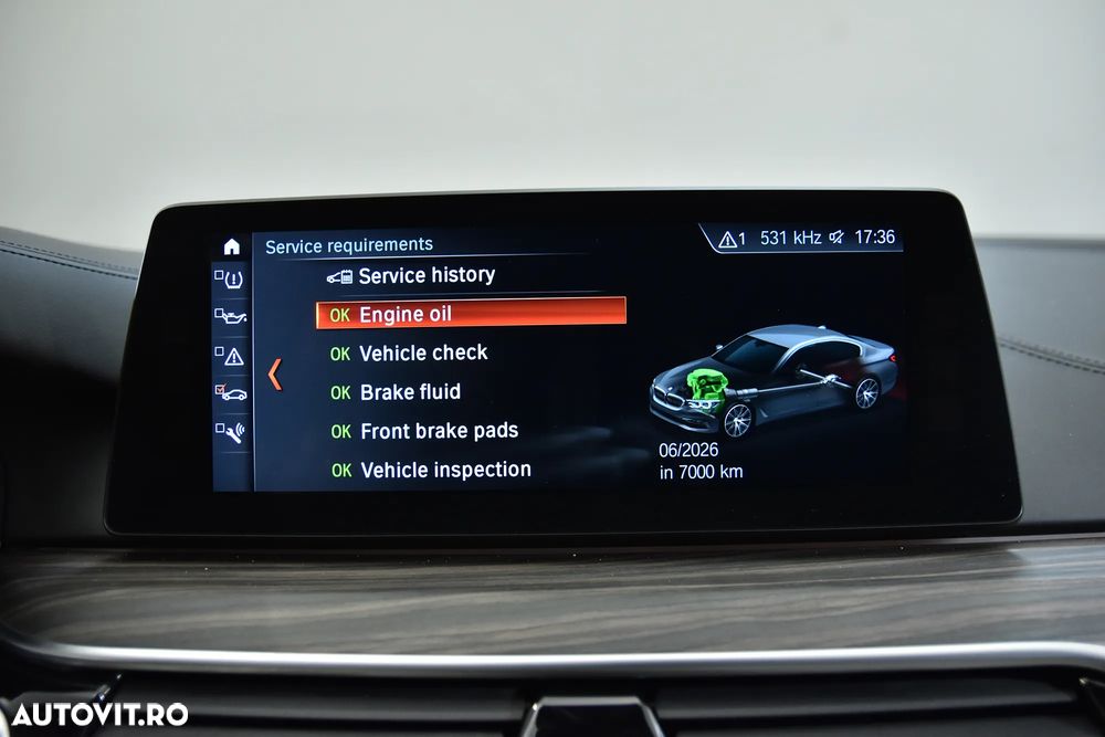 BMW Seria 5 520i Aut. Luxury Line - 21