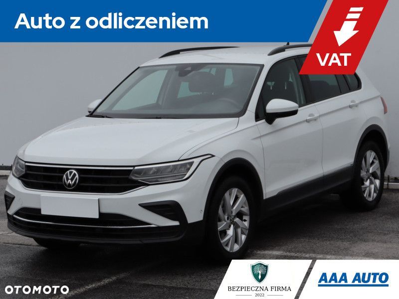 Volkswagen Tiguan - 2