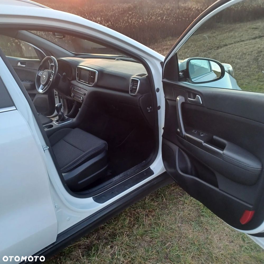 Kia Sportage 1.6 T-GDI Black Edition 2WD - 12