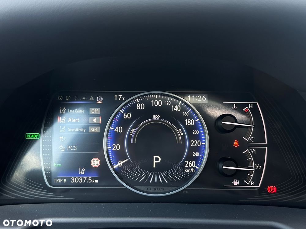 Lexus ES - 13