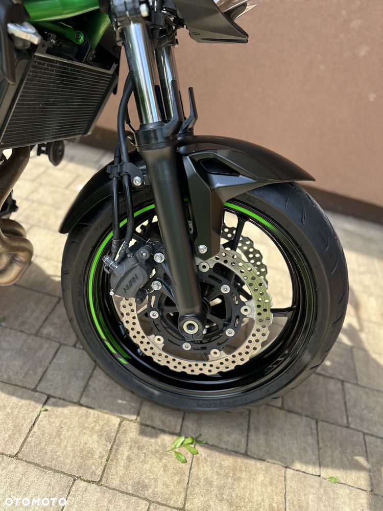 Kawasaki Z 650 - 12