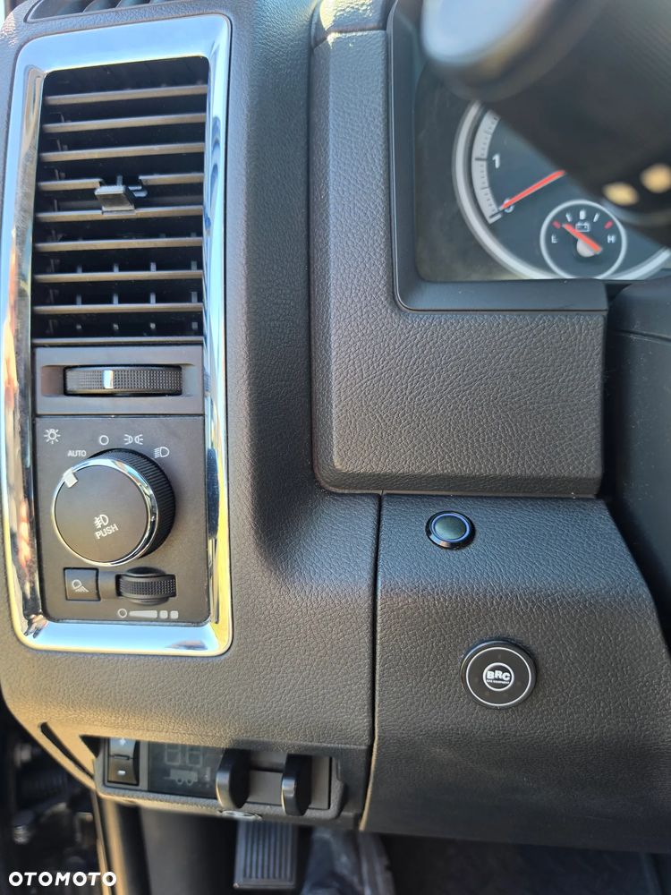 Dodge RAM - 21