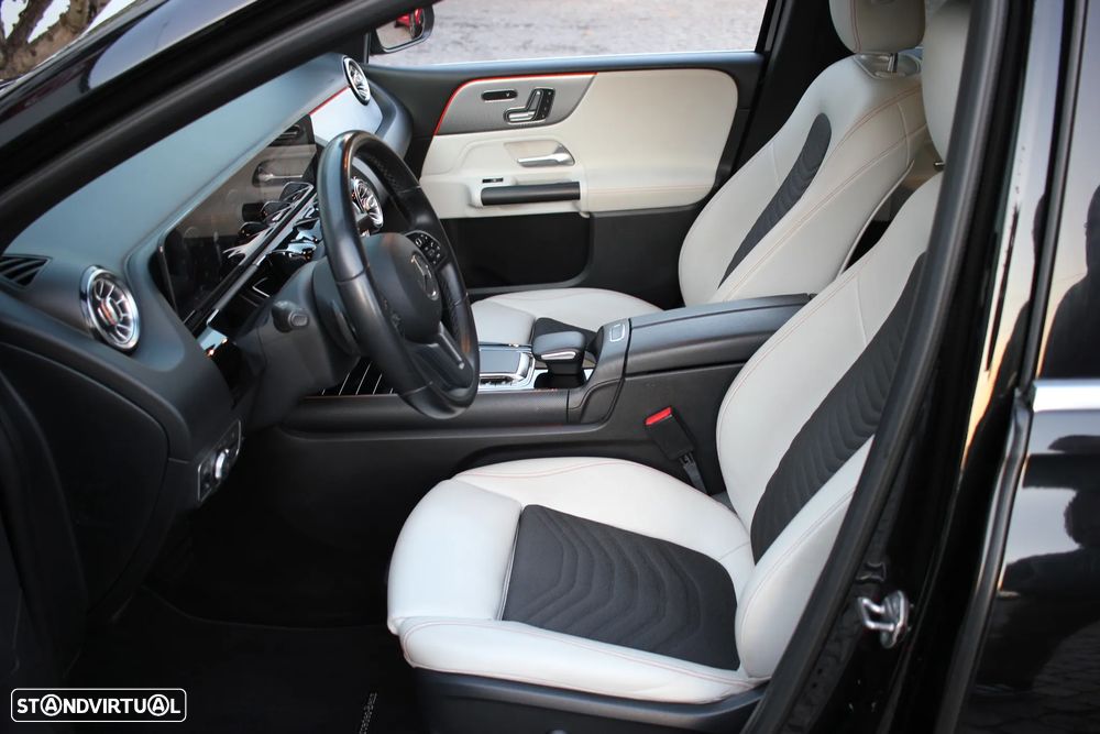 Mercedes-Benz B 220 d Style Plus - 34