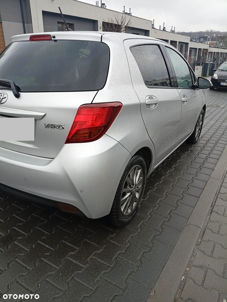 Toyota Yaris 1.33 Active - 4