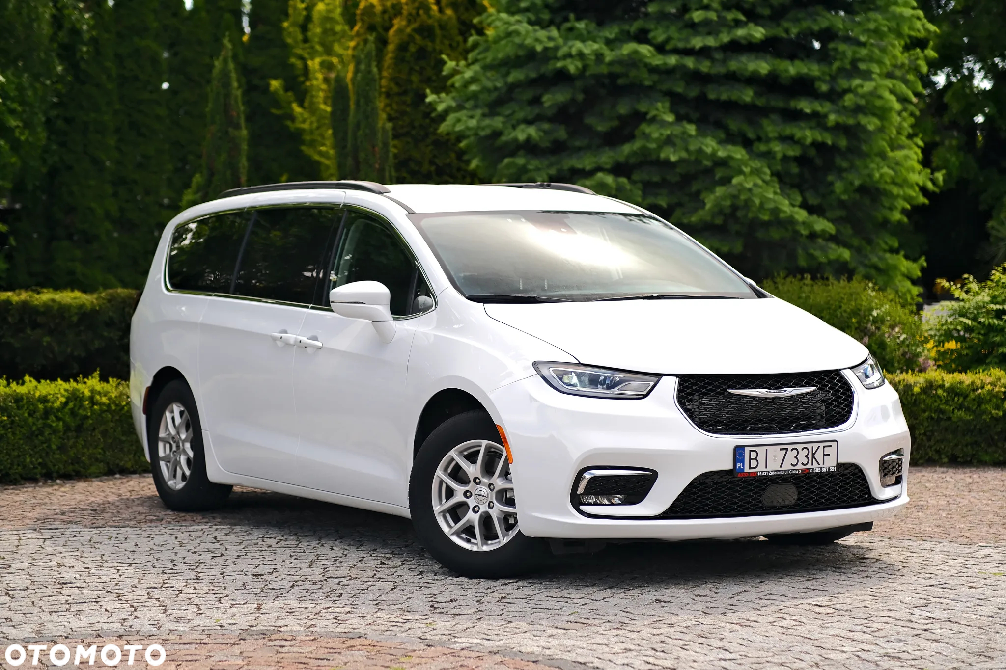 Chrysler Pacifica - 4