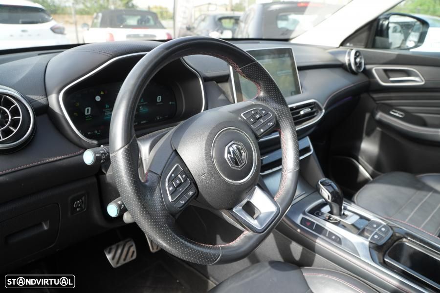 MG EHS 1.5 T-GDI Plug-in Hybrid Luxury - 26