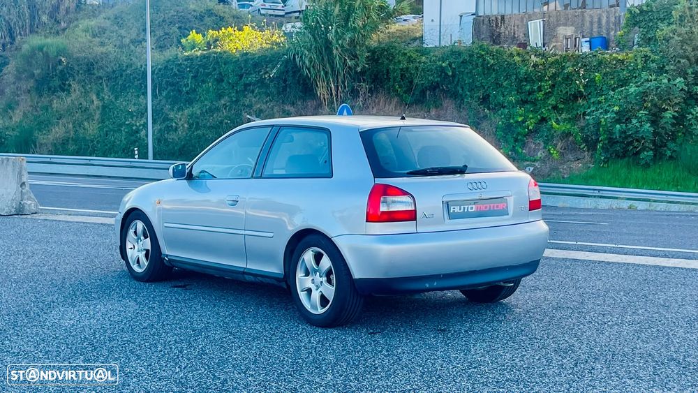 Audi A3 1.8 Sport Turbo - 13