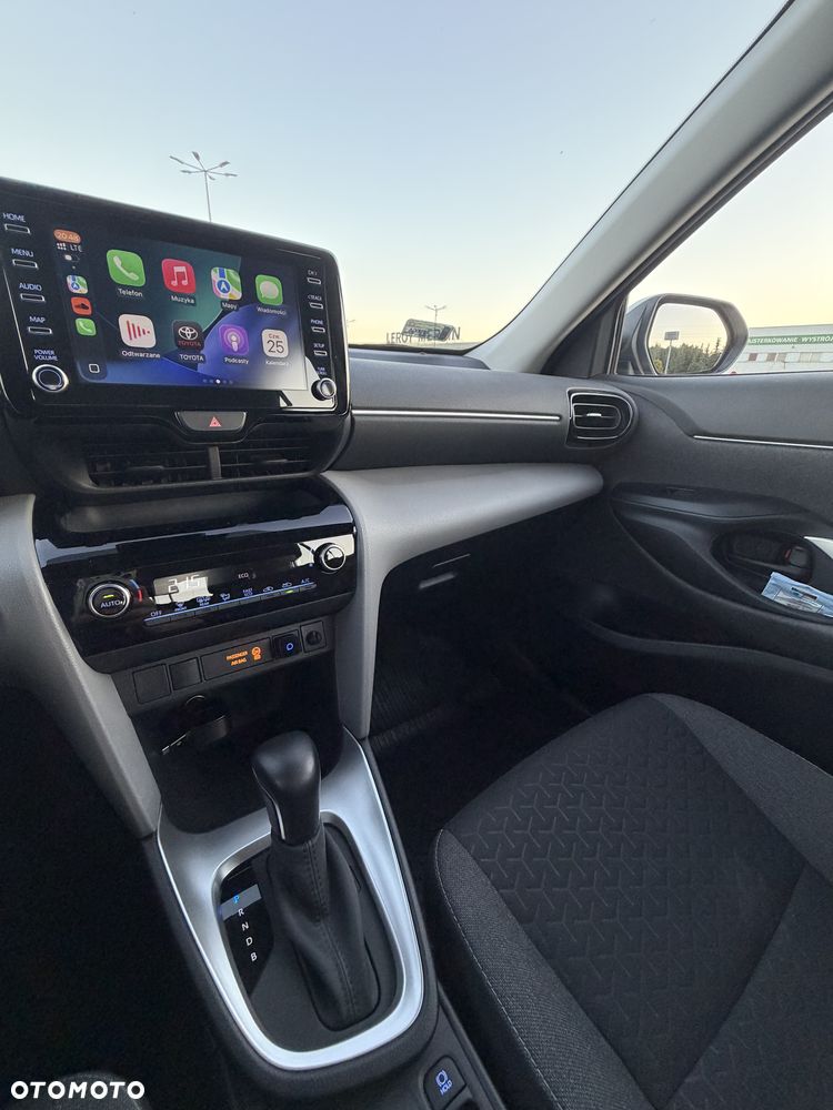 Toyota Yaris Cross - 15