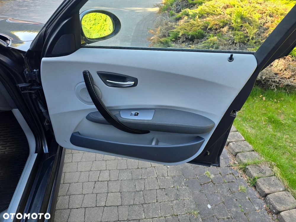 BMW Seria 1 - 20