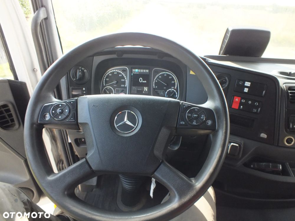 Mercedes-Benz Atego - 16