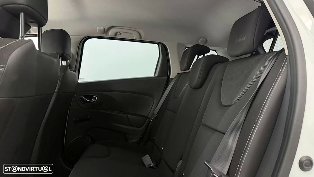 Renault Clio Sport Tourer 1.5 dCi Dynamique S - 26