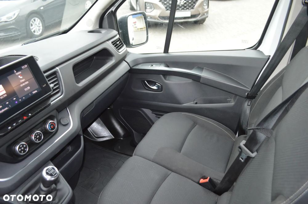 Renault TRAFIC - 16
